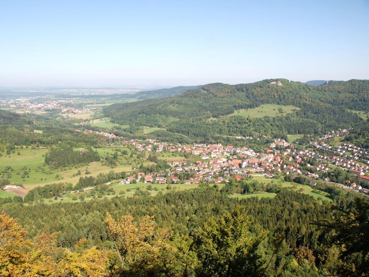 Blick vom Gräbelesberg Richtung Laufen und Albvorland